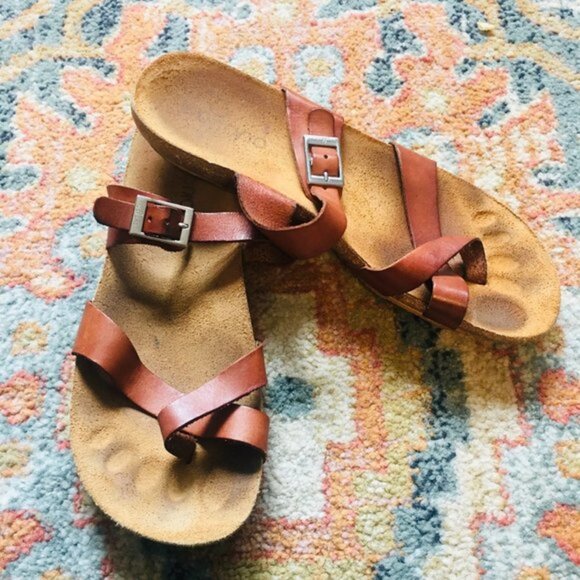 YOKONO Brown Leather Loop Toe Thong Flats Sandals Shoes Spain Women's Size 9 The - Picture 1 of 9